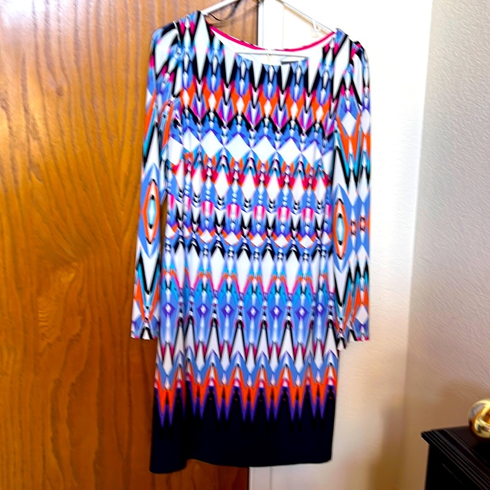 Great condition Vince Camuto long sleeved size 10 dress